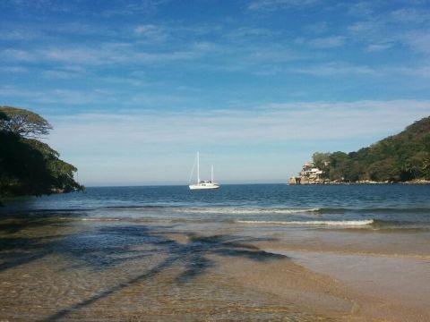 The tiny jungle cove of Playa Colomitos