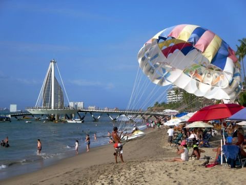 Playa Los Muertos and the Los Muertos Pier, Puerto Vallarta